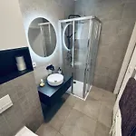 Atrium 아파트